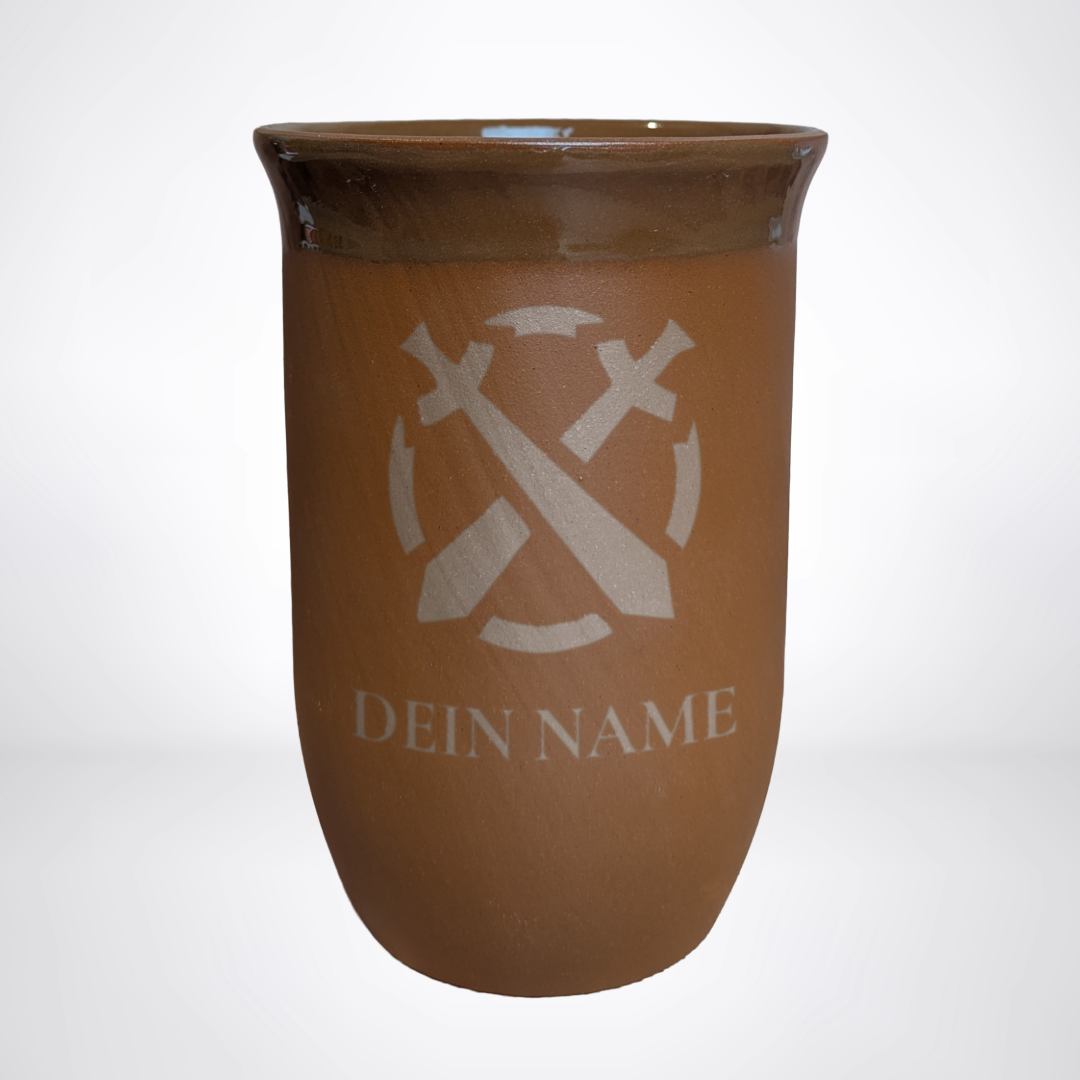 Tonbecher 0,4L mit personalisierter Gravur – Pen & Paper-Klasse & Name
