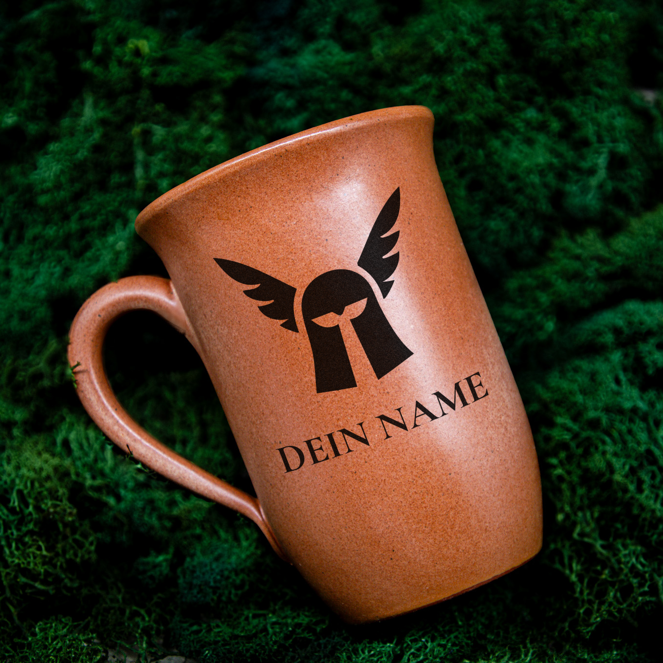 Tontasse 0,4L Paladin – "Sandstein" mit personalisierter Gravur (Symbol + Name)