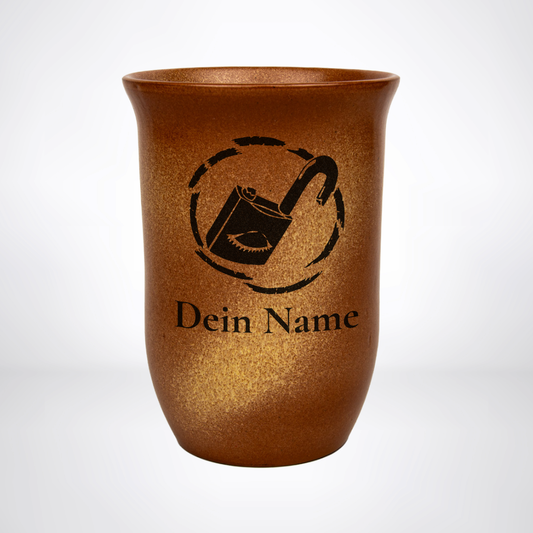 Tonbecher Dieb 0,4L – mit Name – Proficiencies Kollektion – Sandstein
