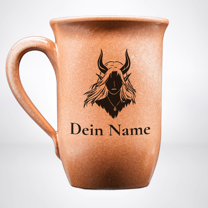 Tontasse Infernal 0,4L – mit Name – Spezies Kollektion – Sandstein