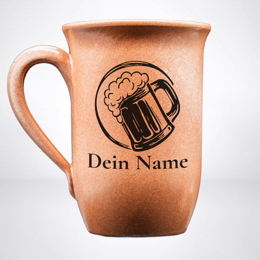 Tontasse Tavernenmeister 0,4L – mit Name – Proficiencies Kollektion – Sandstein