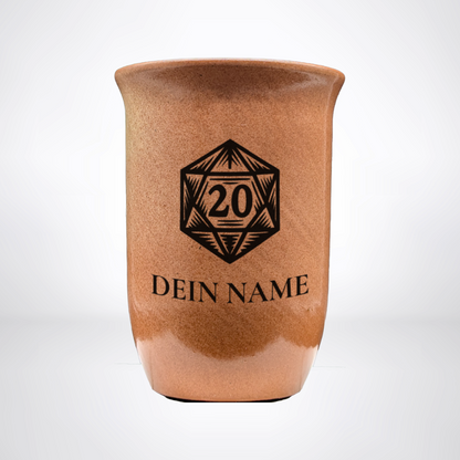 Tonbecher "Sandstein" 0,4L mit personalisierter Gravur – Pen & Paper-Klasse & Name