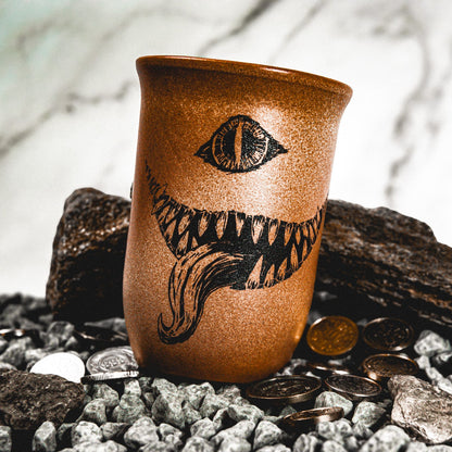 Tonbecher "Dunkler Wächter" - 0,4L - "Sandstein"