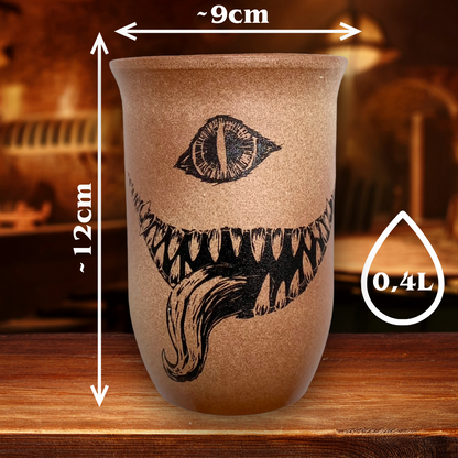 Tonbecher "Dunkler Wächter" - 0,4L - "Sandstein"