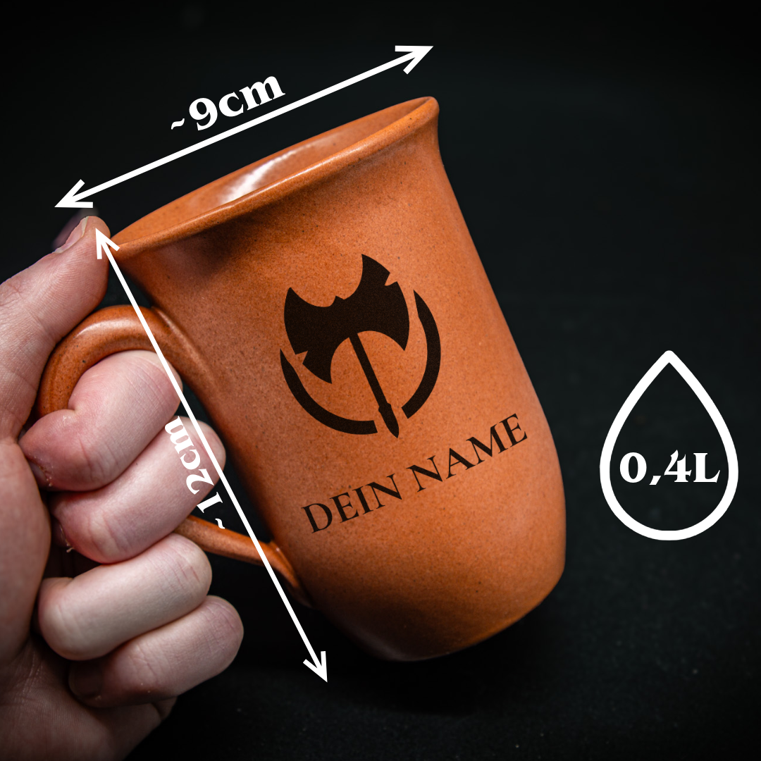 Tontasse 0,4L Barbar – "Sandstein" mit personalisierter Gravur (Symbol + Name)