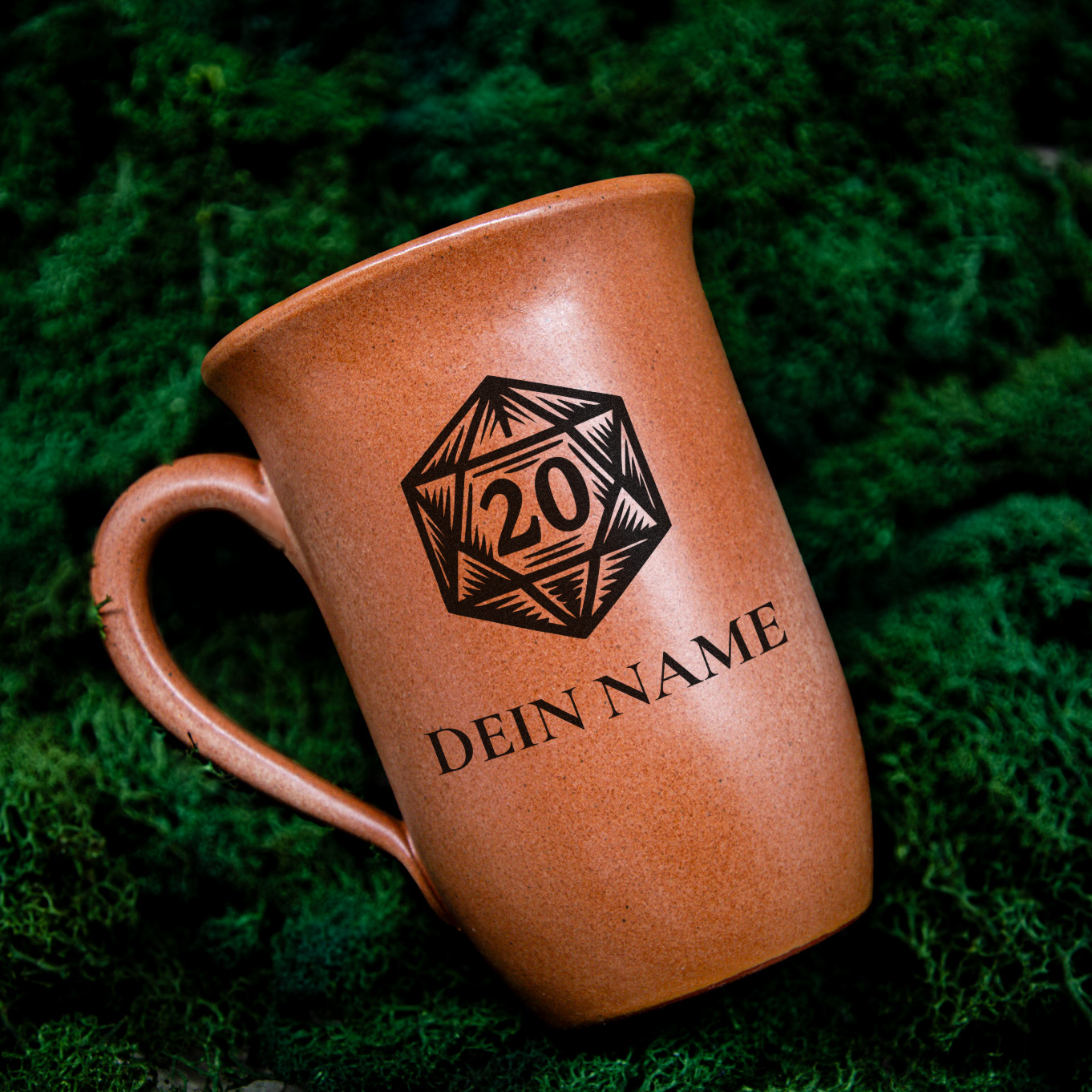 Tontasse 0,4L D20/DM – "Sandstein" mit personalisierter Gravur (Symbol + Name)
